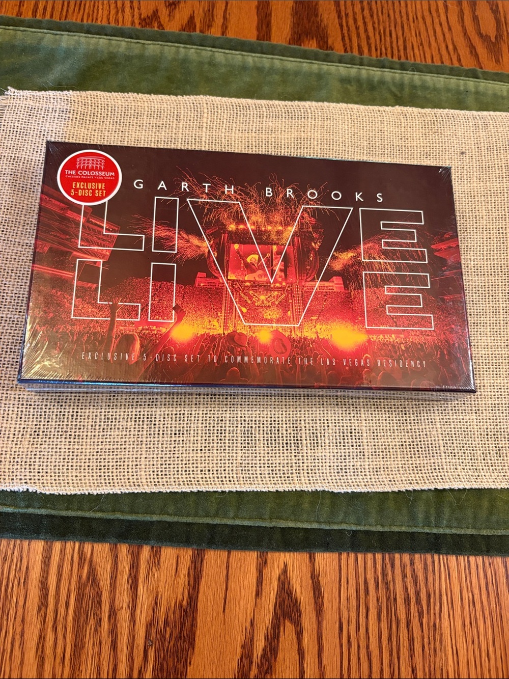 NWT Garth Brooks Double Live 5 Disc Set in Las Vegas Caesar’s Palace Colosseum